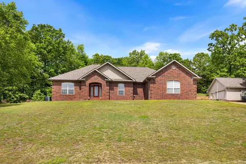 101 W Lake Cv, Beebe, AR 72012