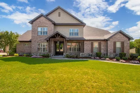 13904 Fern Valley Ln, Little Rock, AR 72211
