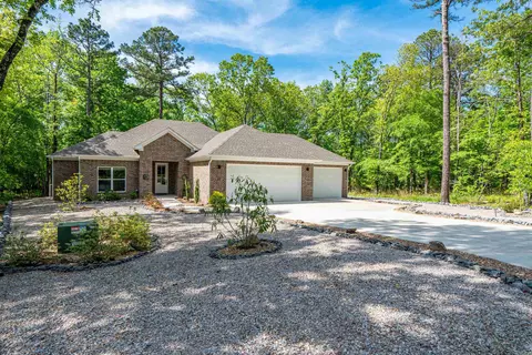 22 Estrella Cir, Hot Springs Village, AR 71909
