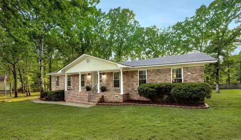 15 Shady Ln, Jacksonville, AR 72076