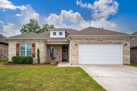 1535 Blue Lucerne Dr, Conway, AR 72034