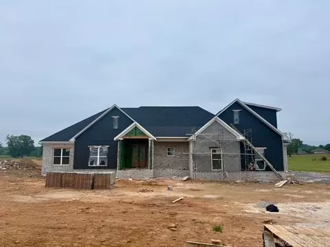 18 Republican Meadow Ln, Greenbrier, AR 72058