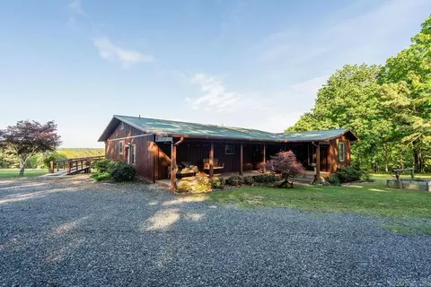 679 Antioch Rd, Drasco, AR 72530