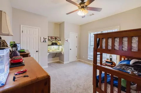 Bedroom - 10676 Hinds Rd, Benton, AR 72019 photo 2 of 4