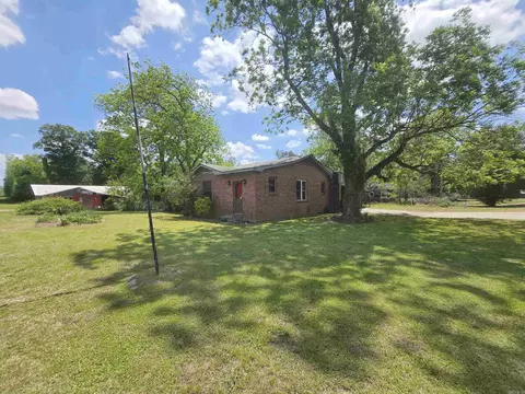 Exterior - 933 Skipper Bridge Rd, Dermott, AR 71638 photo 2 of 7