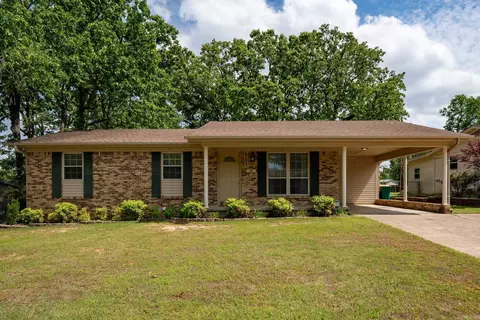 6708 Navajo Trl, North Little Rock, AR 72116
