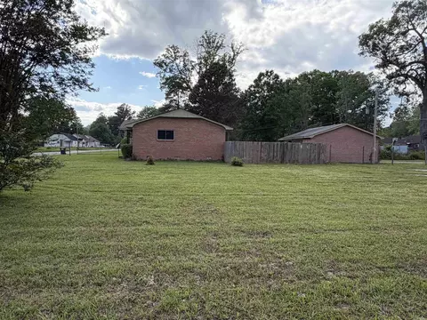 Exterior - 1903 W 25th, Pine Bluff, AR 71603 photo 3 of 6