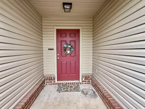 Entry Way - 13725 Apple Glen Cv, Alexander, AR 72002 photo 1 of 2