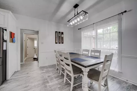 Dining - 39 Linda Cir, Greenbrier, AR 72058 photo 2 of 3