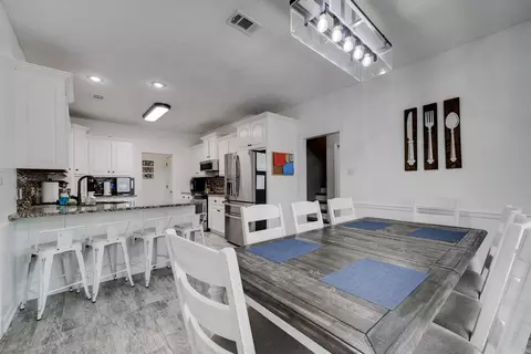 Dining - 39 Linda Cir, Greenbrier, AR 72058 photo 3 of 3
