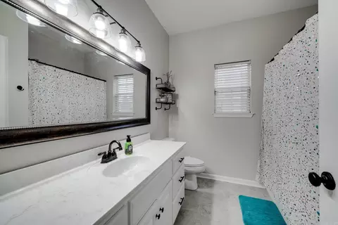 Bath - 39 Linda Cir, Greenbrier, AR 72058 photo 5 of 6