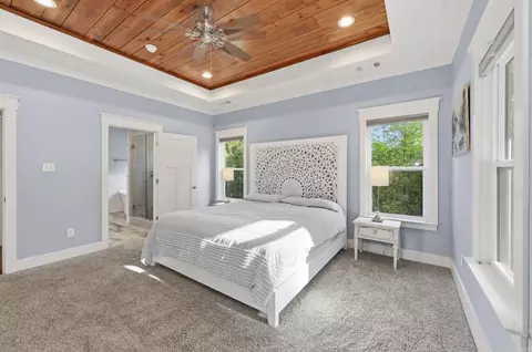 Bedroom - 4051 Harrison Rd, Benton, AR 72019 photo 2 of 6