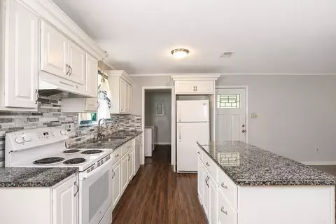 Kitchen - 5206 Rogers, Pine Bluff, AR 71603 photo 2 of 2