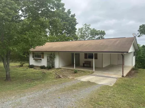 358 Radio Rd, Clinton, AR 72031