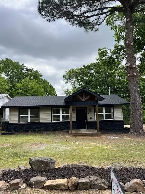 105 Pasco St, Bald Knob, AR 72010