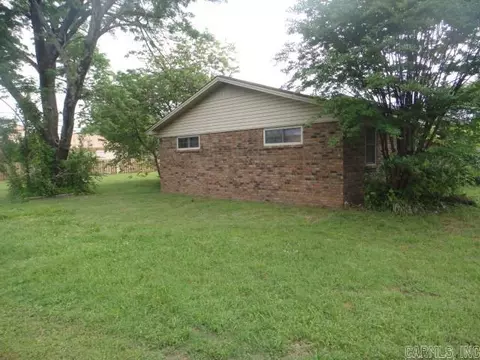 Exterior - 4 Mohawk Dr, Searcy, AR 72143 photo 1 of 5