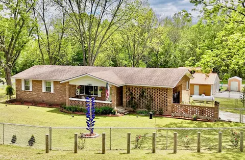 215 W Main St, Evening Shade, AR 72532