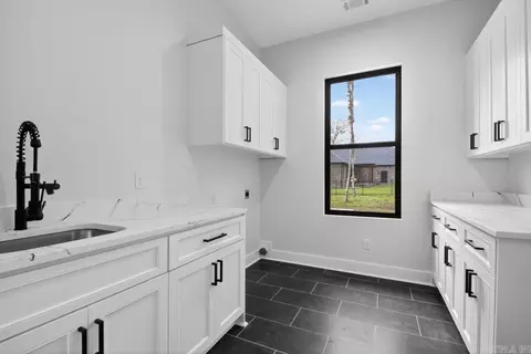 Other - 1054 Sungate Dr, Alexander, AR 72002 photo 6 of 9