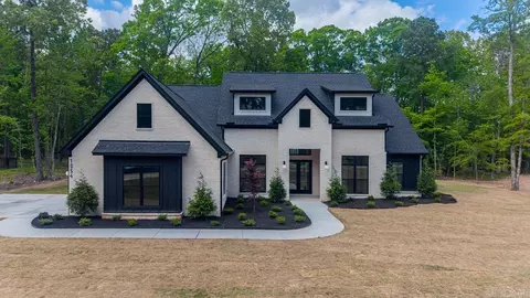 1054 Sungate Dr, Alexander, AR 72002