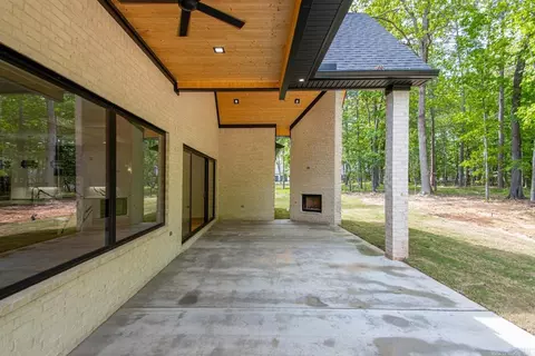 Exterior - 1054 Sungate Dr, Alexander, AR 72002 photo 10 of 14