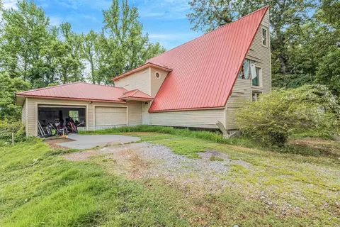 323 Bradley Ln, Lonoke, AR 72086