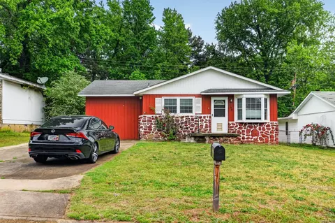 1008 Ferrell Dr, Jacksonville, AR 72076