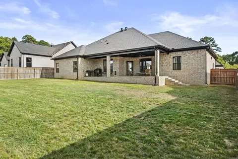 Exterior - 12 Denali Ln, Cabot, AR 72023 photo 6 of 7