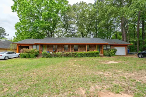 1019 Village Dr, Arkadelphia, AR 71923