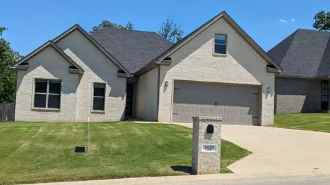 3420 Valencia Dr, Jonesboro, AR 72405