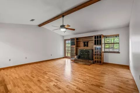 Living - 43 Eve, Conway, AR 72034 photo 1 of 2