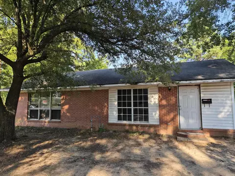 Exterior - 1707 S Oak St, Pine Bluff, AR 71601 photo 8 of 9