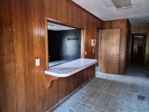 Entry Way - 1707 S Oak St, Pine Bluff, AR 71601 photo 2 of 2