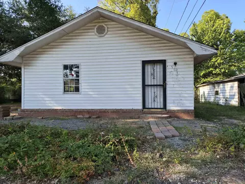 Exterior - 1707 S Oak St, Pine Bluff, AR 71601 photo 6 of 9