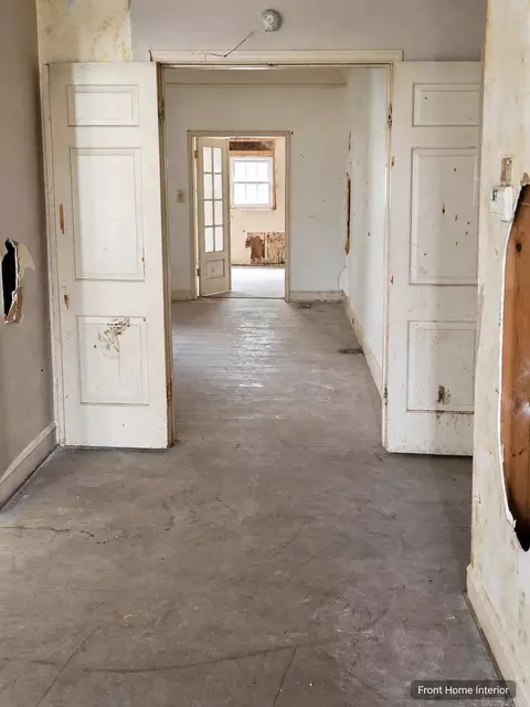 Entry Way - 1707 S Oak St, Pine Bluff, AR 71601 photo 1 of 2