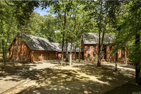 6 Country Oaks Dr, Little Rock, AR 72223