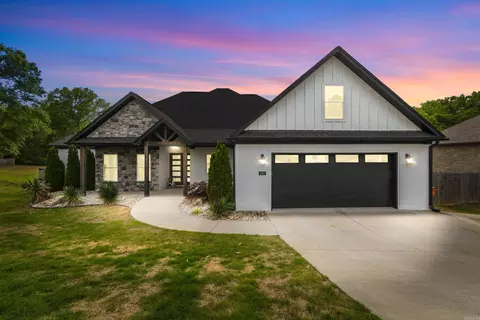 4407 Cumberland Cir, Benton, AR 72019
