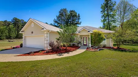 121 Blue Moon Ter, Hot Springs, AR 71901
