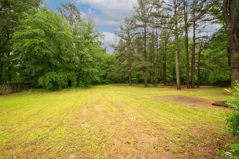 Exterior - 95 Springwood Ct, Cabot, AR 72023 photo 7 of 10