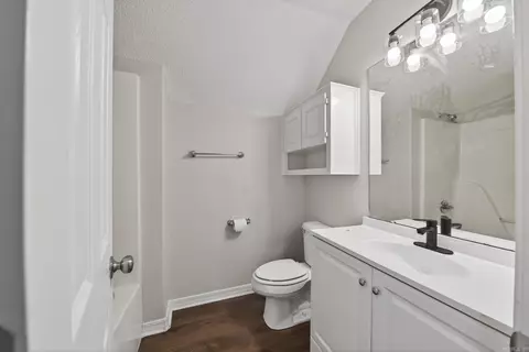 Bath - 95 Springwood Ct, Cabot, AR 72023 photo 5 of 5