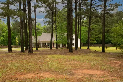 Exterior - 95 Springwood Ct, Cabot, AR 72023 photo 5 of 10