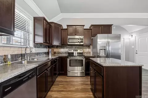 Kitchen - 8007 N Haven Dr, Alexander, AR 72002 photo 2 of 2