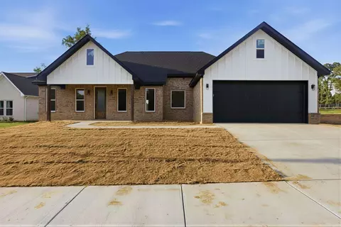 4850 Coronell Way, Bryant, AR 72022