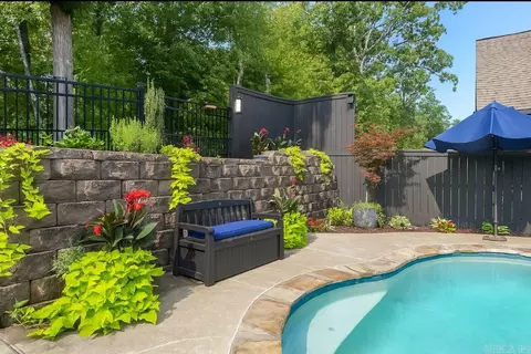 Exterior - 2319 Abigail Dr, Bryant, AR 72019 photo 5 of 15