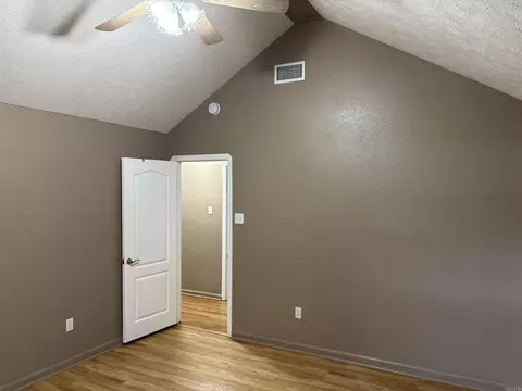 Bedroom - 1660 Nighthawk Cir, Conway, AR 72034 photo 5 of 5