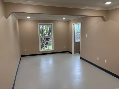Living - 1660 Nighthawk Cir, Conway, AR 72034 photo 4 of 6