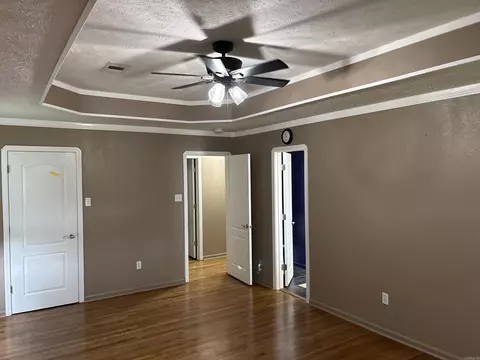 Bedroom - 1660 Nighthawk Cir, Conway, AR 72034 photo 1 of 5
