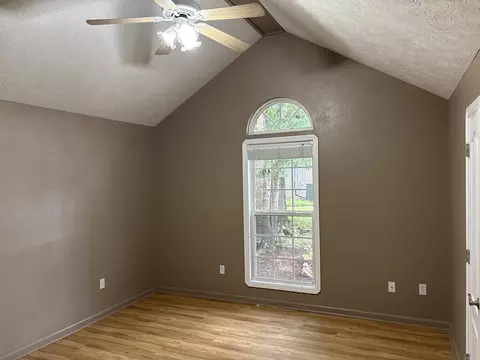 Bedroom - 1660 Nighthawk Cir, Conway, AR 72034 photo 4 of 5