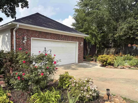 Exterior - 1660 Nighthawk Cir, Conway, AR 72034 photo 6 of 9