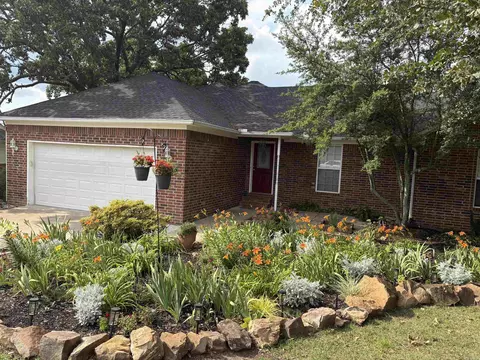 1660 Nighthawk Cir, Conway, AR 72034