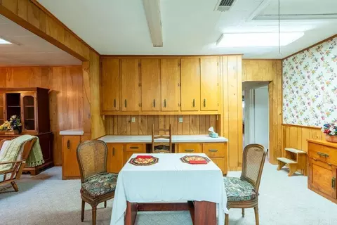 Dining - 404 W Curran St, Des Arc, AR 72040 photo 1 of 2